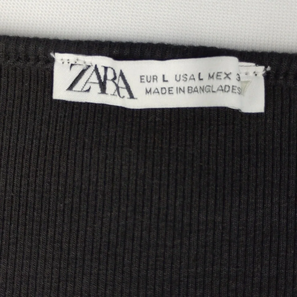 Zara Black Stretch Ruffled Sleeves Top. - Picture 14 of 14